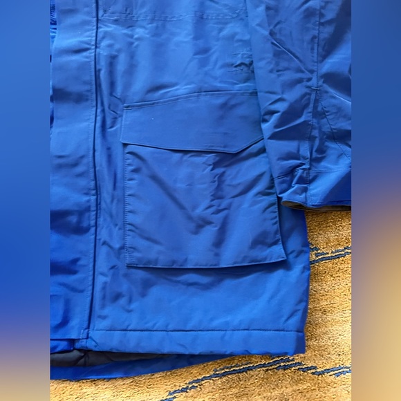 Men's Squall Insulated Waterproof WinterParka - Picture 11 of 15